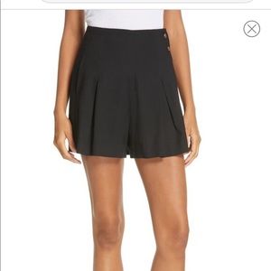 Vince linen blend pleated shorts size 12